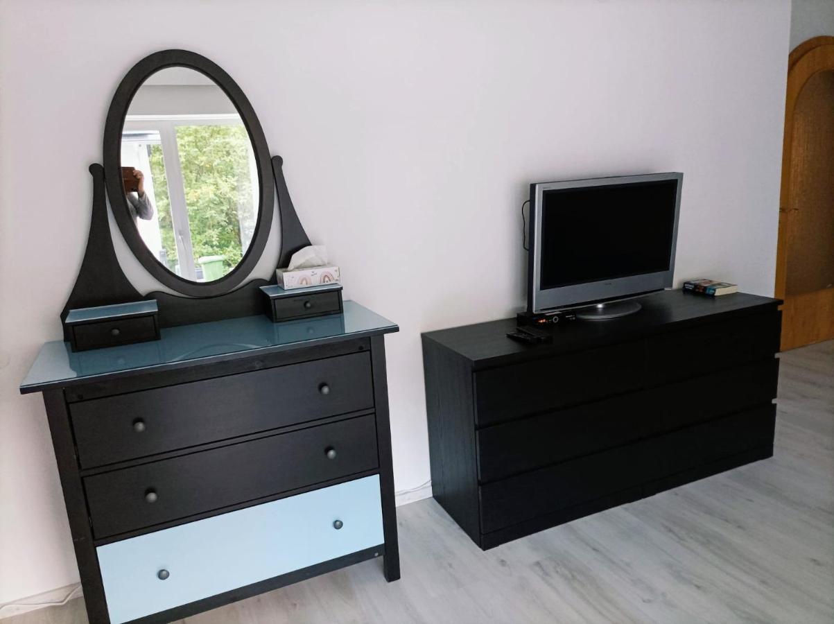 שונאו Kleine Ferienwohnung Mit Terrasse Am Waldrand מראה חיצוני תמונה