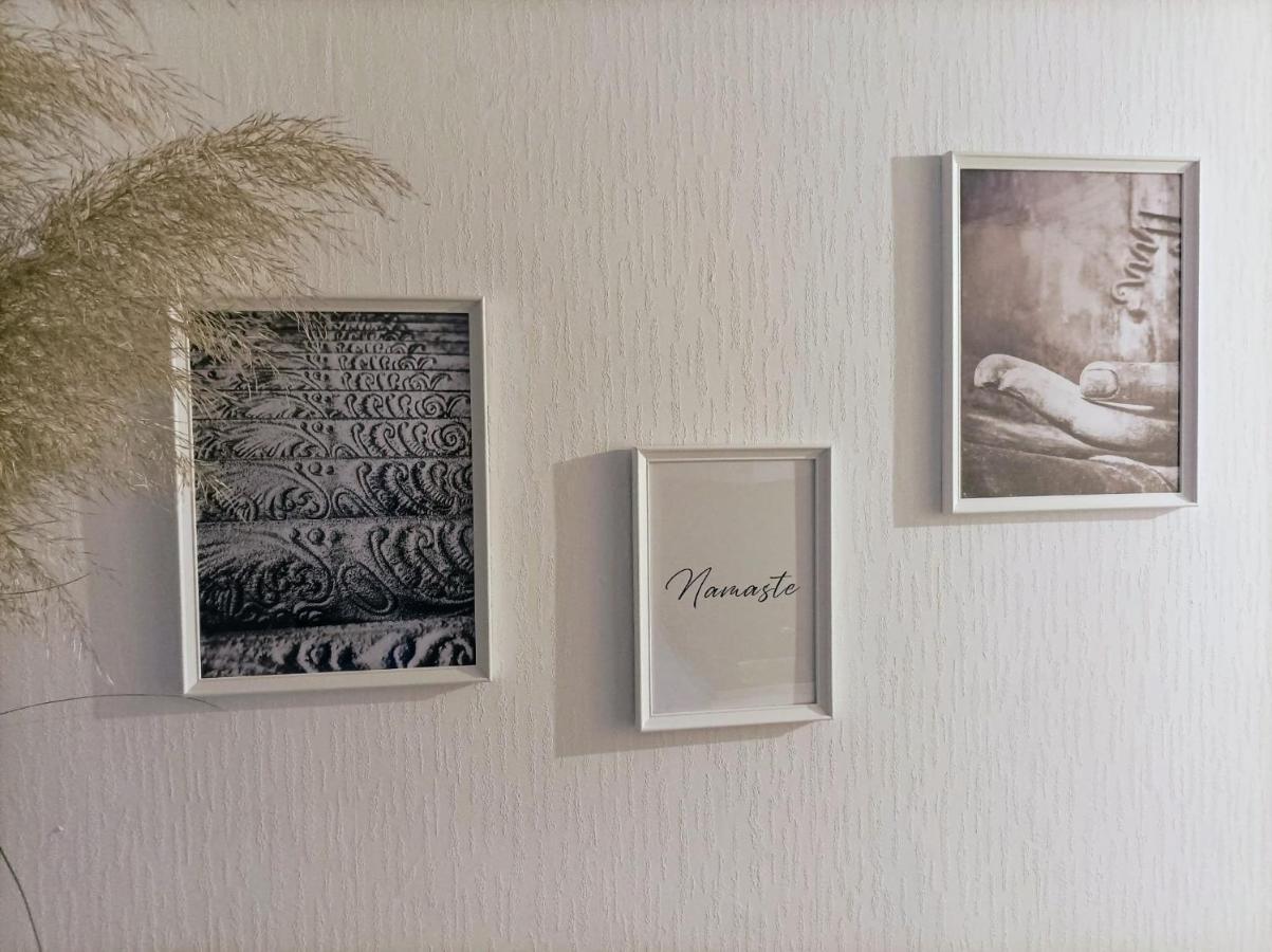 שונאו Kleine Ferienwohnung Mit Terrasse Am Waldrand מראה חיצוני תמונה
