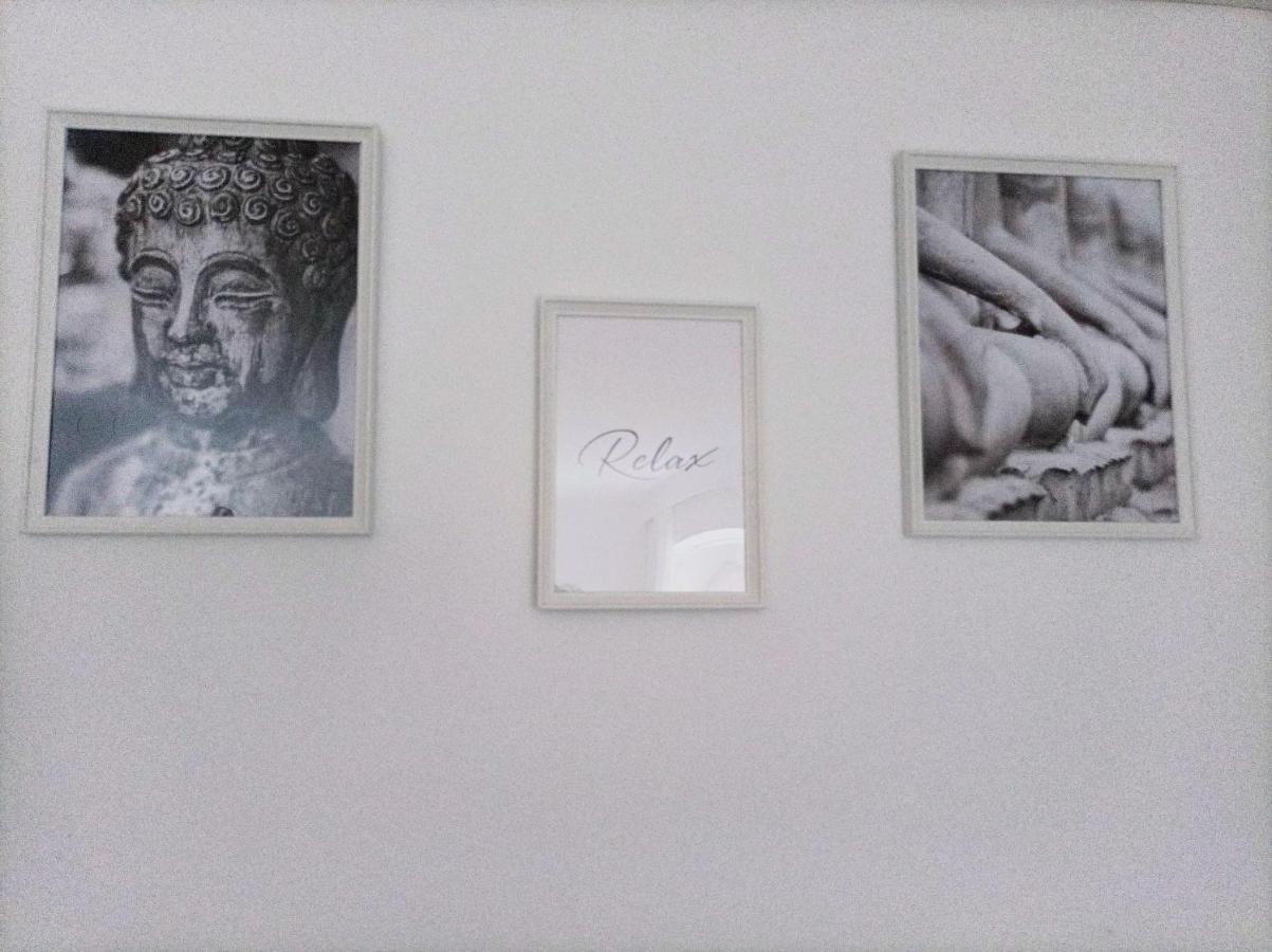 שונאו Kleine Ferienwohnung Mit Terrasse Am Waldrand מראה חיצוני תמונה