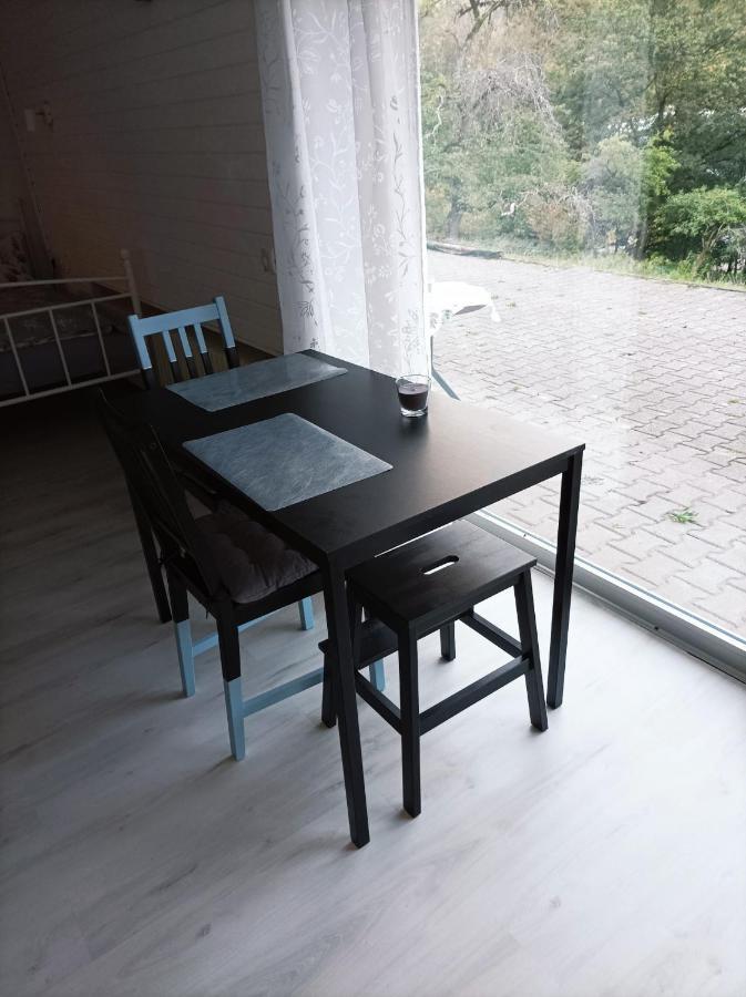 שונאו Kleine Ferienwohnung Mit Terrasse Am Waldrand מראה חיצוני תמונה